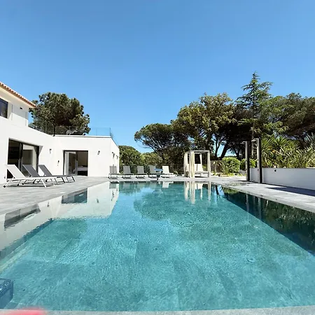 Les Cepedes Villa Sainte-Maxime