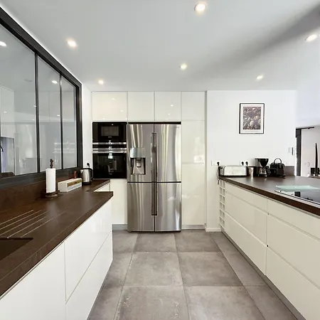 Les Cépèdes Villa *