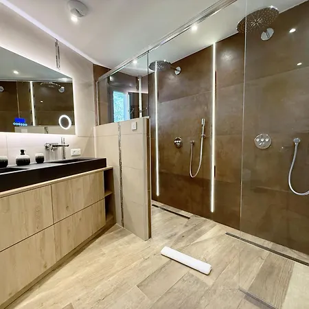 Les Cepedes Sainte-Maxime